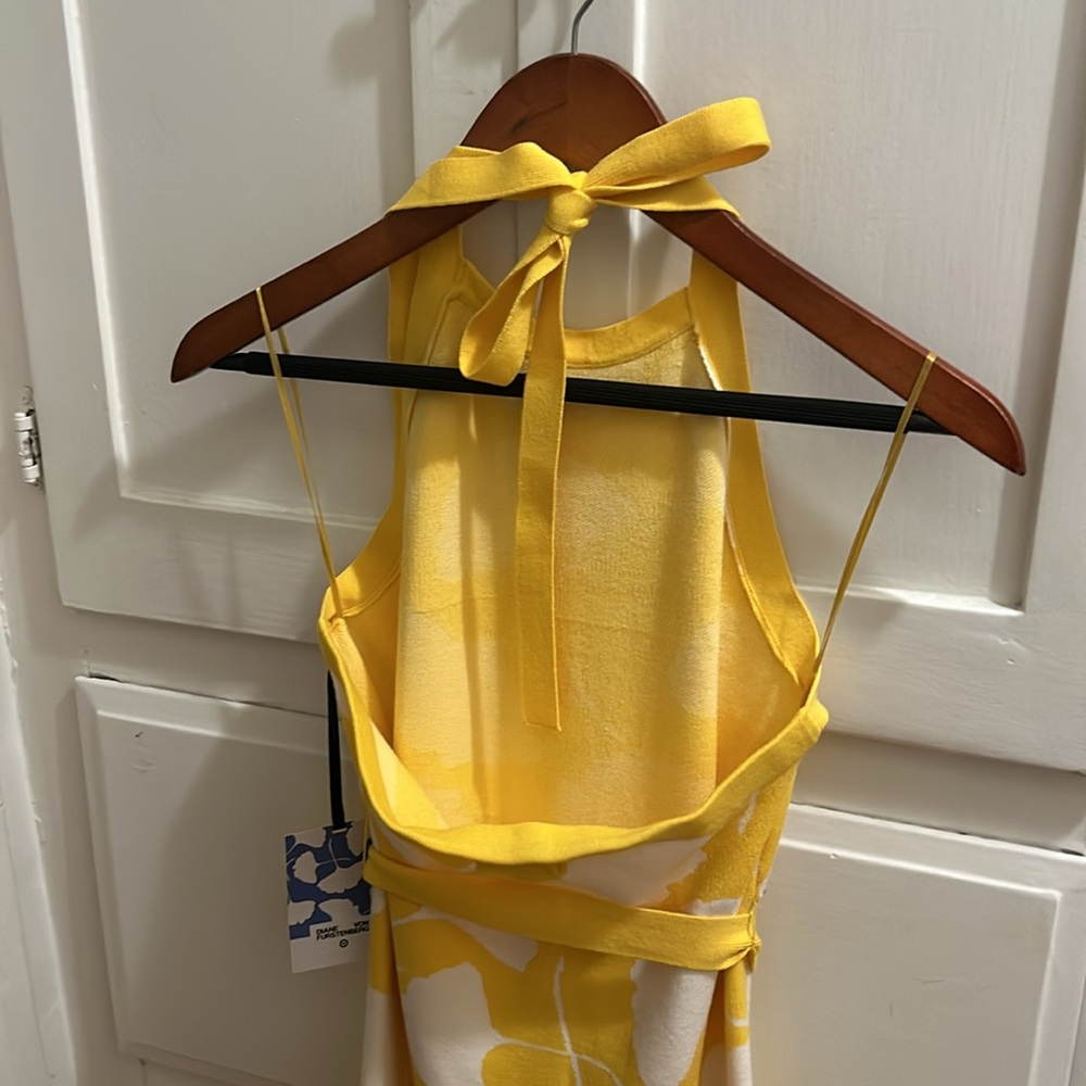 Diane Von Furstenberg for Target New Halter tie neck yellow dress. Medium. - Picture 2 of 4